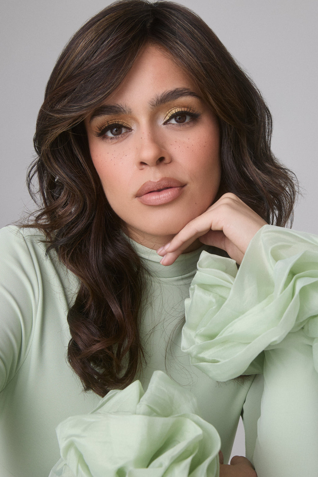 Medium Wavy Topper Mono by Amore | Heat Friendly Synthetic