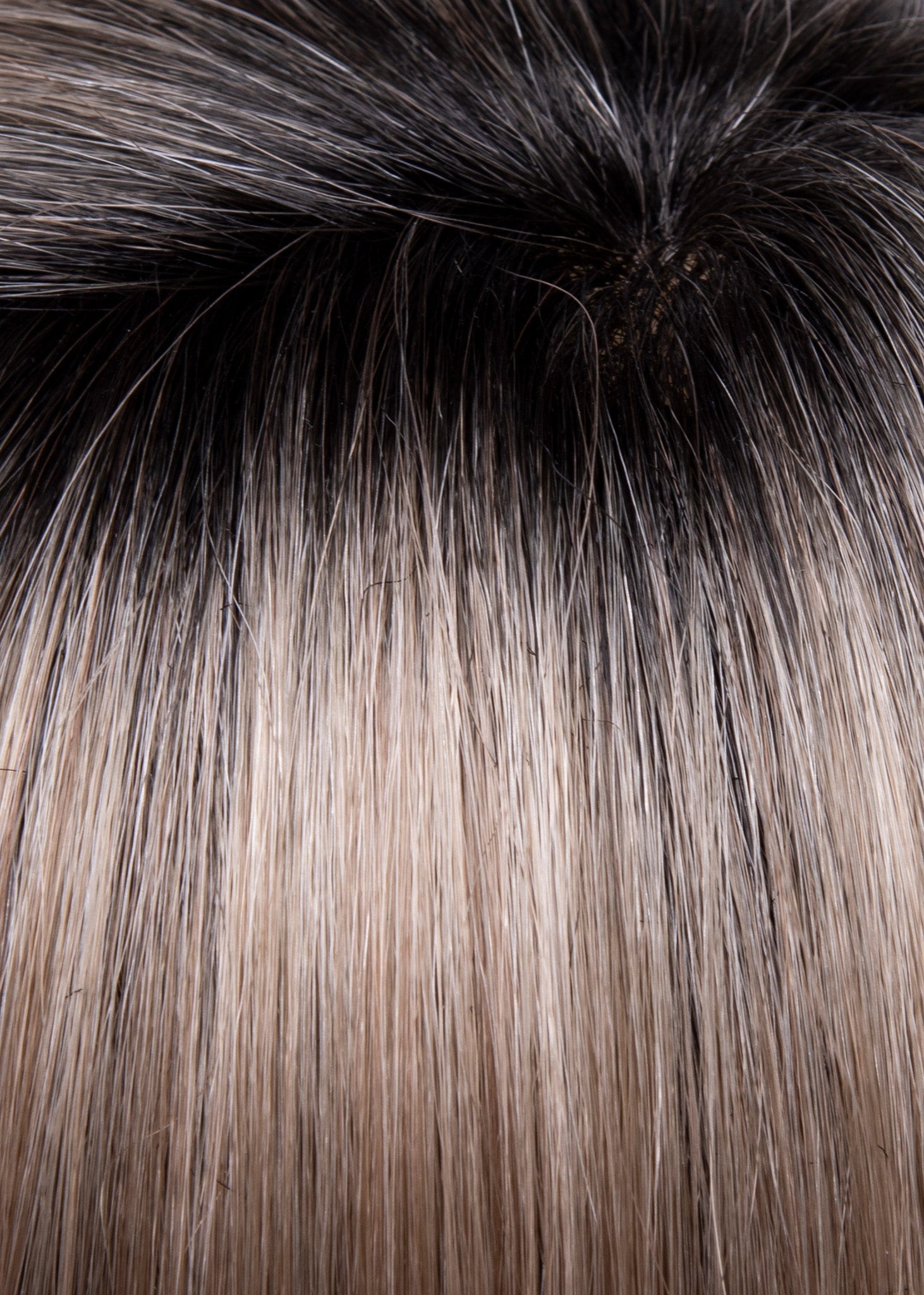 Dakota Wig by Envy | Lace Front | Mono Part | Synthetic Fiber