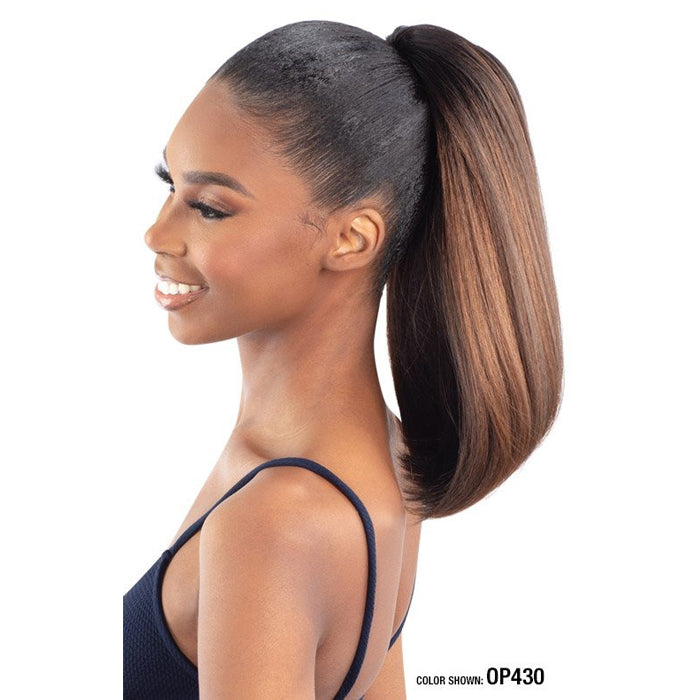 Model Model Miss Divine Human Hair Blend Drawstring Ponytail - YAKI FLIP IN 14"