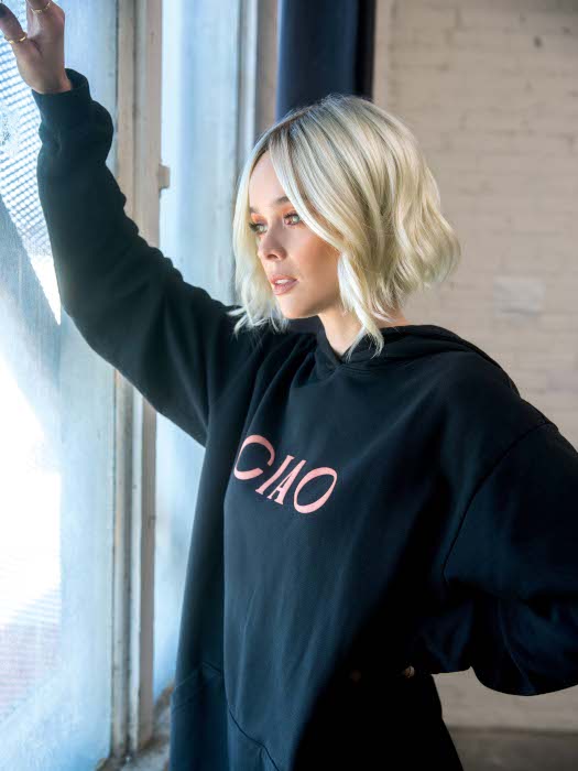 Tara Wig by Rene of Paris | Hi Fashion | Synthetic Fiber