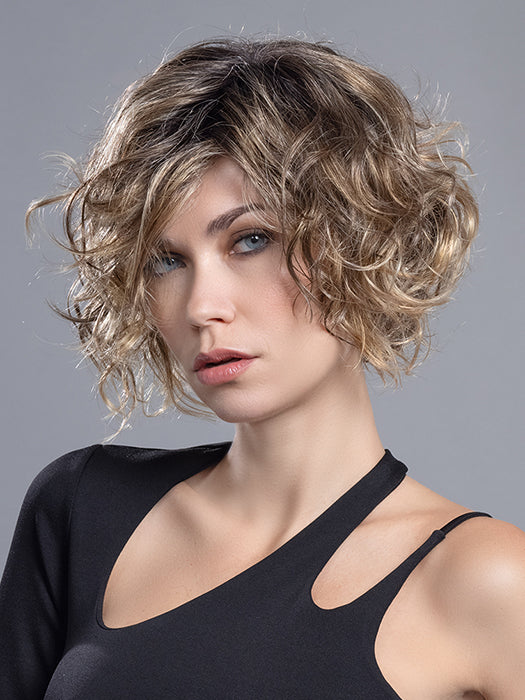 Turn by Ellen Wille | Changes | Synthetic Wig