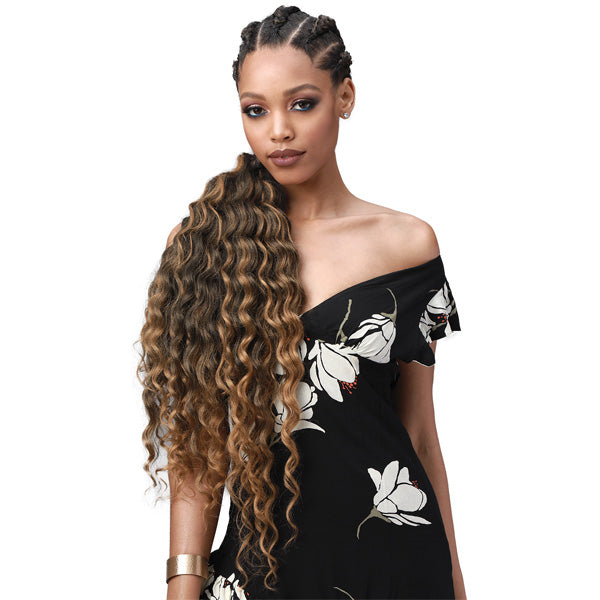 Bobbi Boss King Tips Pre-Feathered Braid - OCEAN WAVE 28" 3X