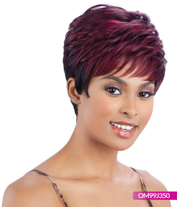 Model Model Premium Wig LILIANA